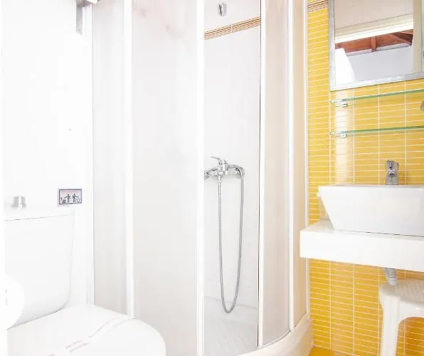 The Windmill Hotel *